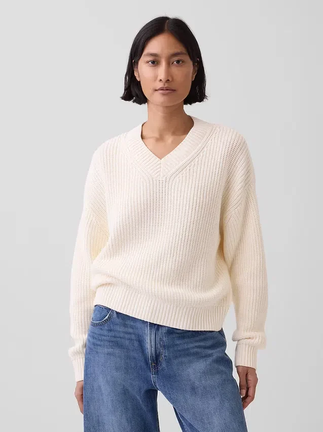 100% Cotton Oversized Shaker V-Neck Sweater