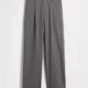 365 Low Rise Brushed Twill Pleated Trousers