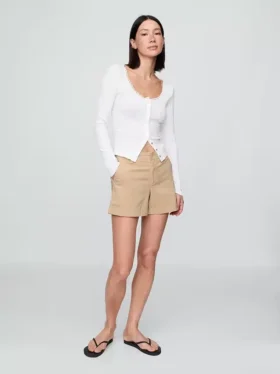 4" Downtown Khaki Shorts