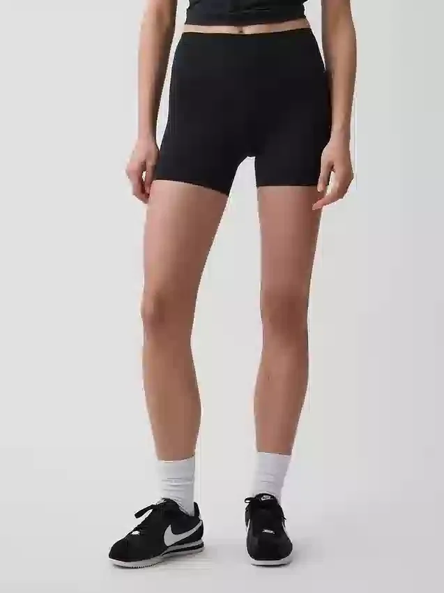 4" Gapfit Smooth Bike Shorts