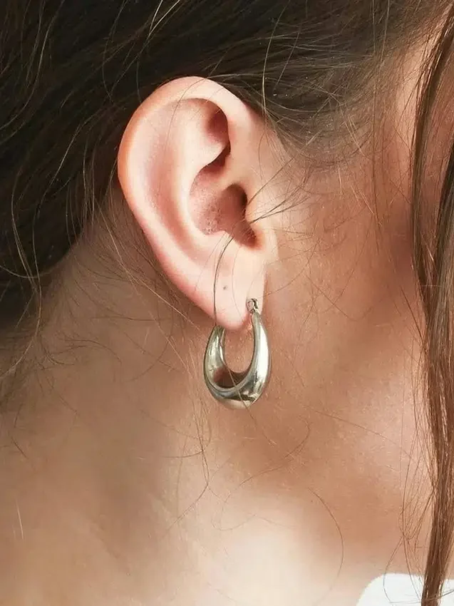 Admiral Row Silver Oval Hoop Earrings