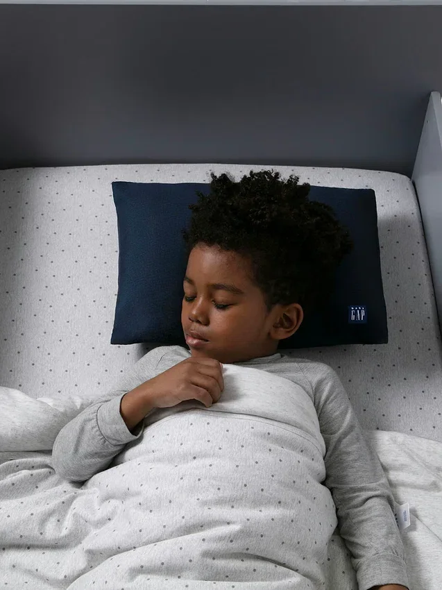 Babygap Memory Foam Toddler Pillow with 2 Cooling Covers