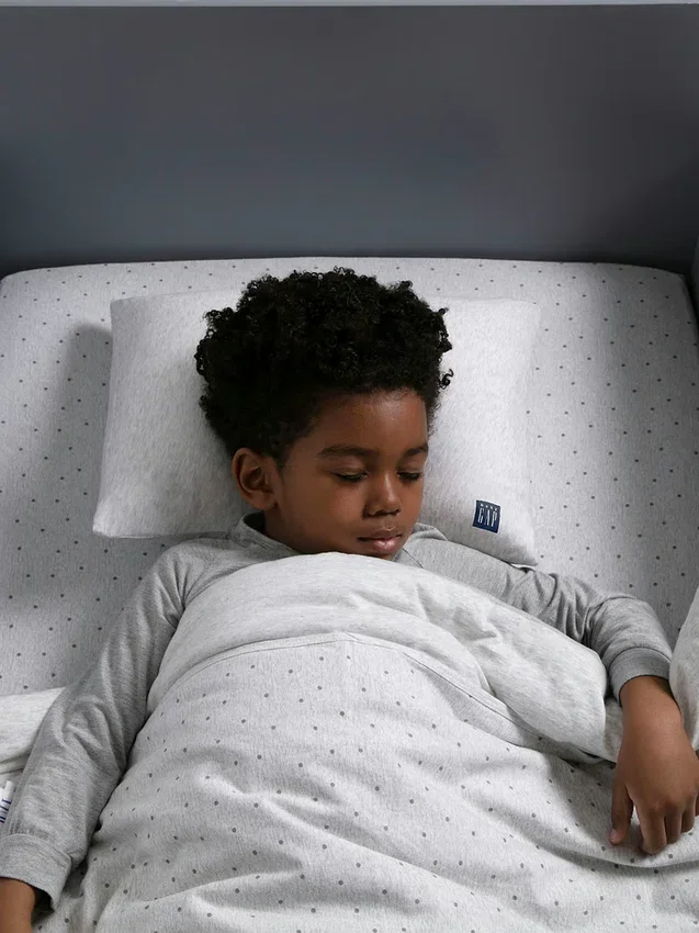 Babygap Memory Foam Toddler Pillow with 2 Cooling Covers