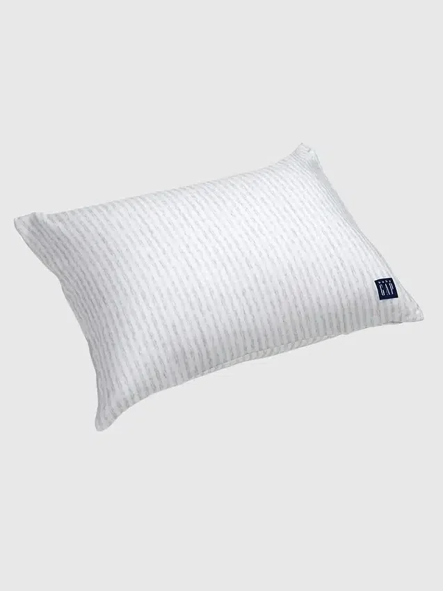 Babygap Toddler Pillow with 2 Cooling Covers