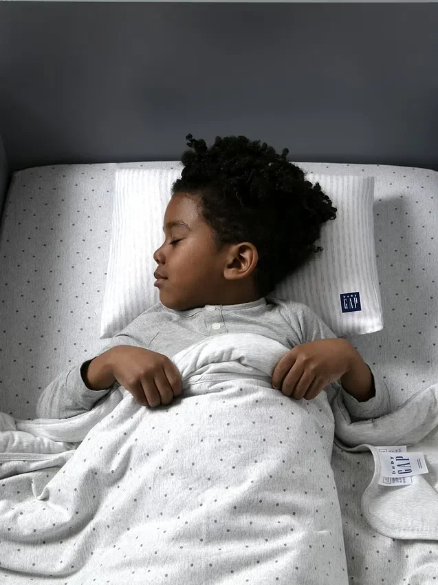 Babygap Toddler Pillow with 2 Cooling Covers