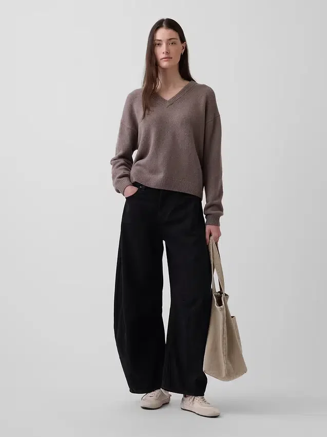 Cashsoft Oversized V-Neck Sweater