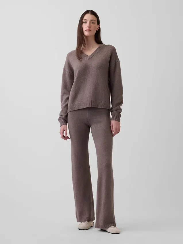 Cashsoft Oversized V-Neck Sweater