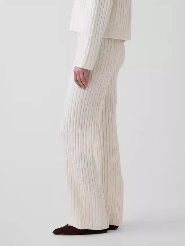 Cashsoft Relaxed Cable-Knit Sweater Pants