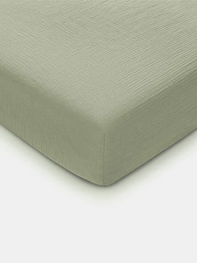 Comfy Cubs Muslin Fitted Crib Sheet