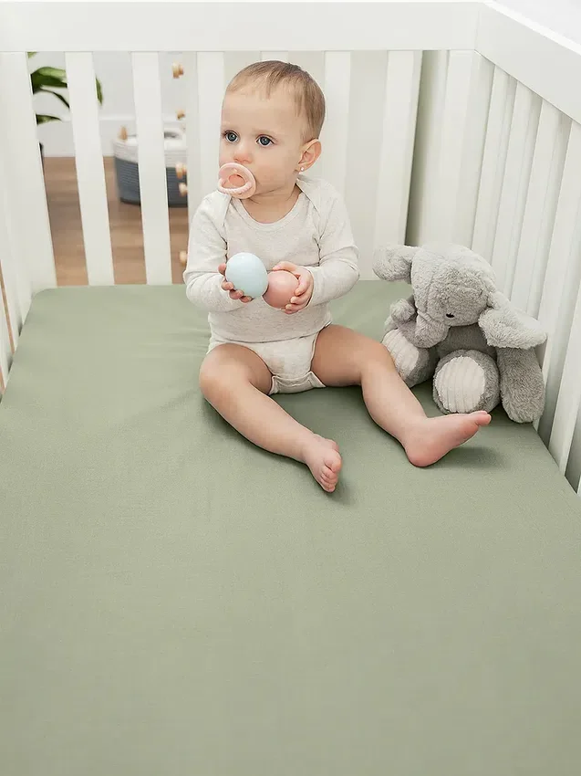 Comfy Cubs Muslin Fitted Crib Sheet