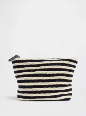 Crochet Zip Pouch