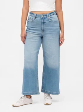 Curvy High Stride Wide-Leg Ankle Jeans