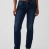 Curvy Low Rise '90S Slim Straight Jeans