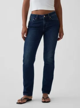 Curvy Low Rise ’90S Slim Straight Jeans