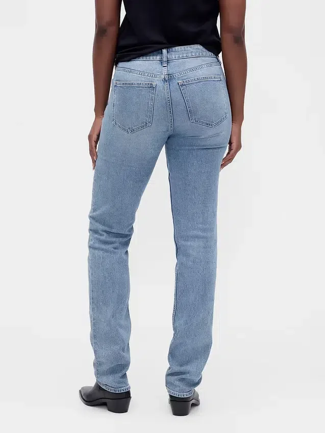 Curvy Low Rise '90S Slim Straight Jeans