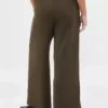Easy Wide-Leg Pants