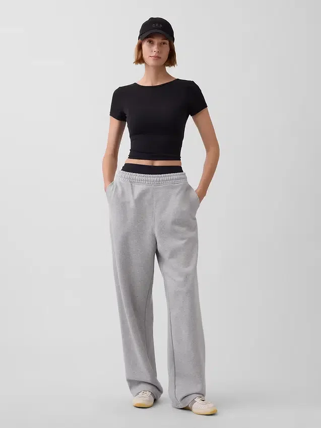 Gapfit Smooth Reversible Wrap Crop Top