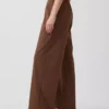 Gapfit Tech Low Rise Relaxed Easy Pants