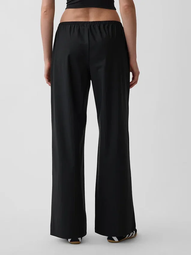 Gapfit Tech Low Rise Relaxed Easy Pants
