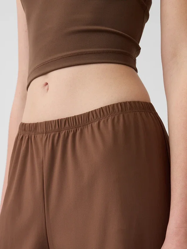 Gapfit Tech Low Rise Relaxed Easy Pants