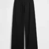 Gapfit Tech Low Rise Relaxed Easy Pants