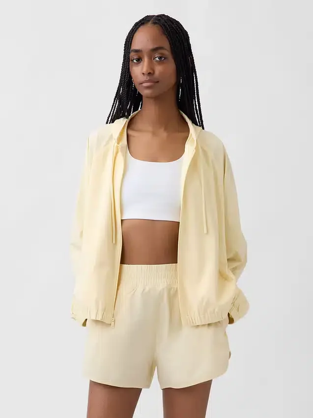 Gapfit Tech Windbreaker