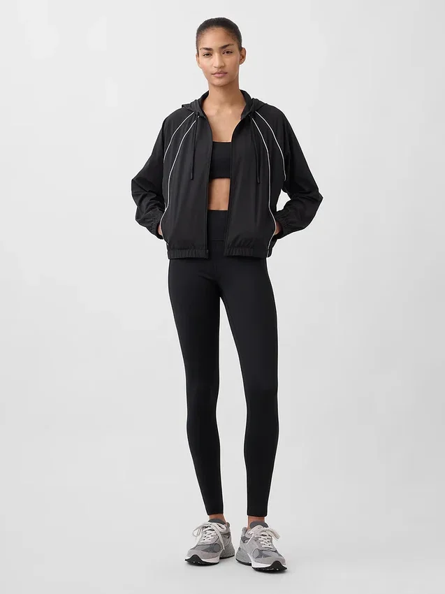 Gapfit Tech Windbreaker