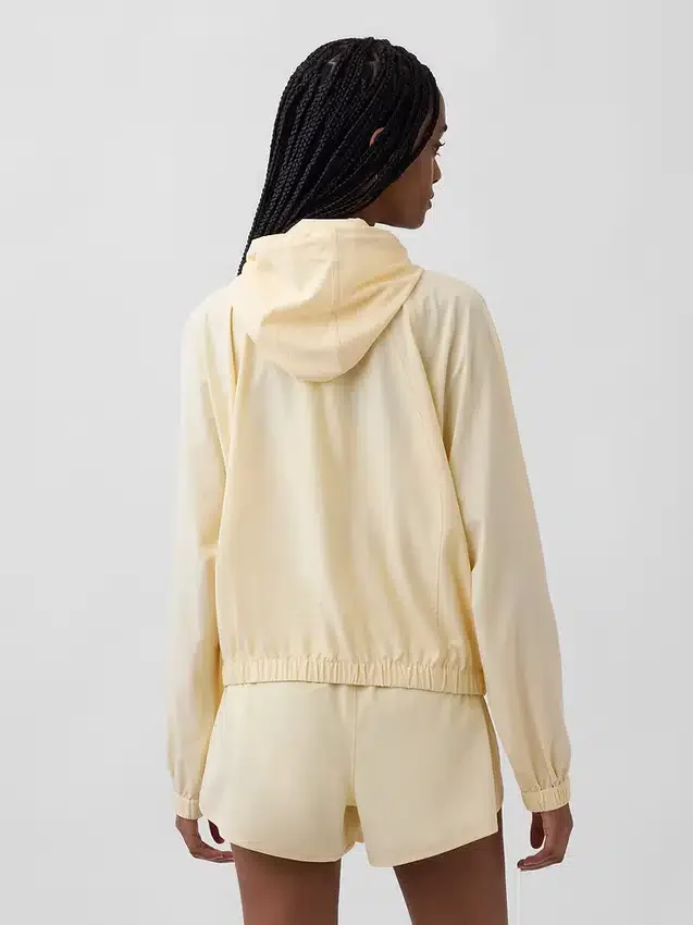 Gapfit Tech Windbreaker