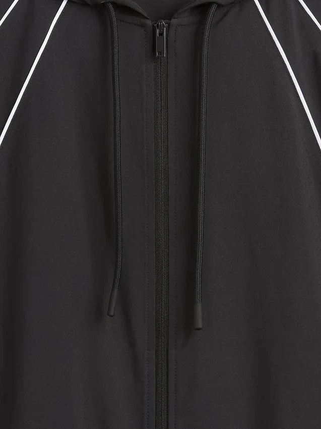 Gapfit Tech Windbreaker