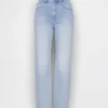 High Rise '90S Slim Straight Crop Jeans