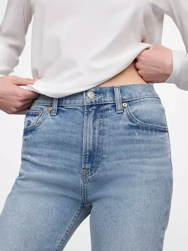 High Rise '90S Slim Straight Jeans