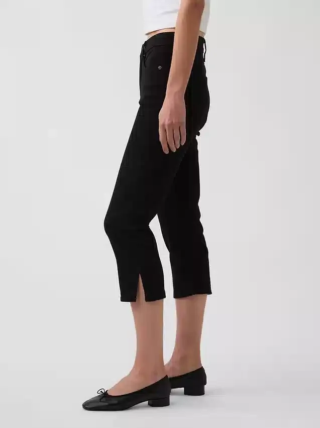 High Rise Cropped Capri Jeans