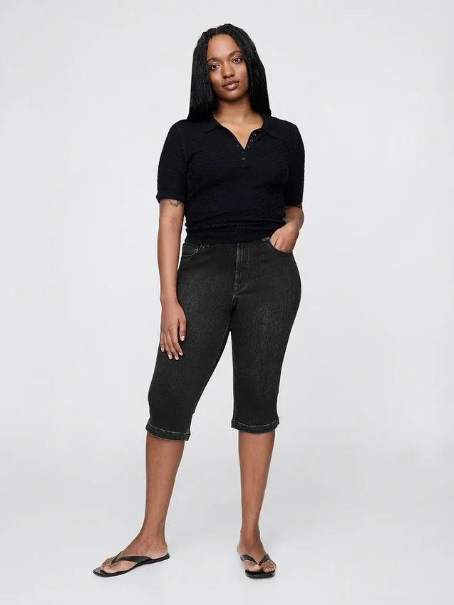 High Rise Cropped Capri Jeans