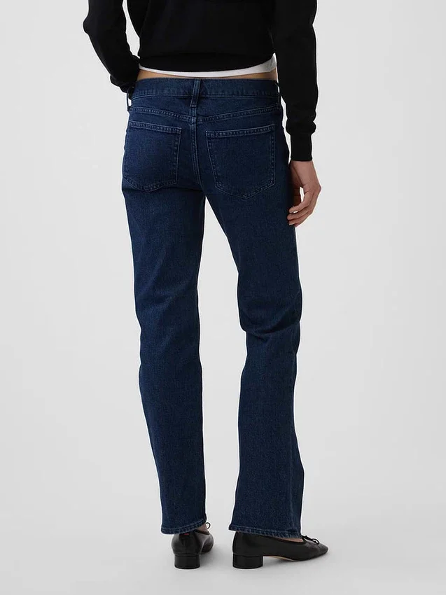 Low Rise '90S Slim Straight Jeans