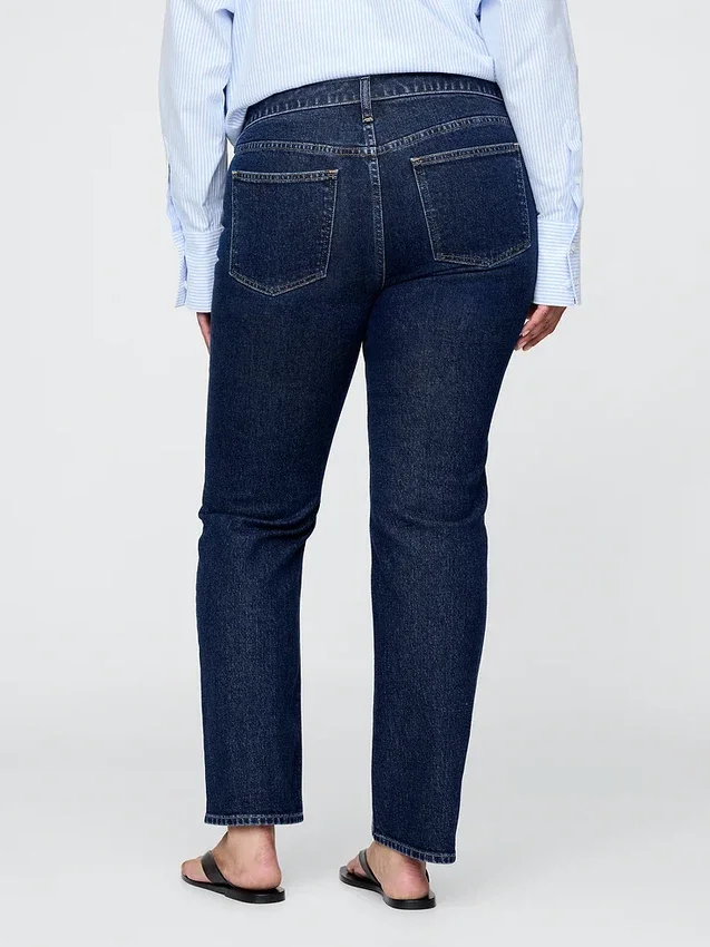 Low Rise '90S Slim Straight Jeans