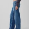 Low Rise Barrel Jeans