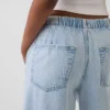 Low Rise Easy '90S Loose Crop Jeans