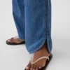 Low Rise Ultrasoft '90S Loose Easy Dolphin-Hem Jeans