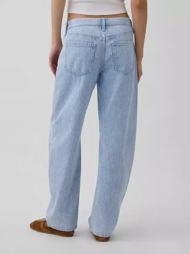 Low Rise Ultrasoft Barrel Jeans