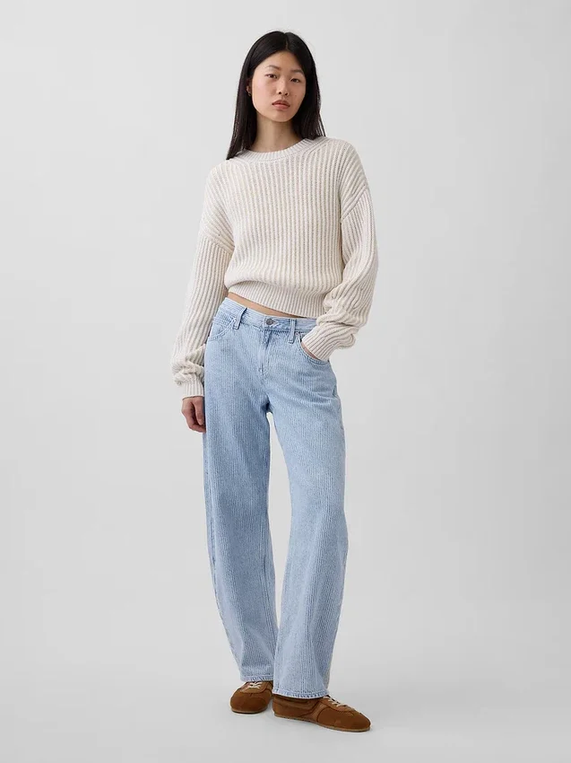 Low Rise Ultrasoft Barrel Jeans