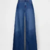 Low Slung Extra Baggy Jeans