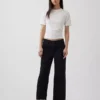 Low Slung Relaxed Crop Jeans