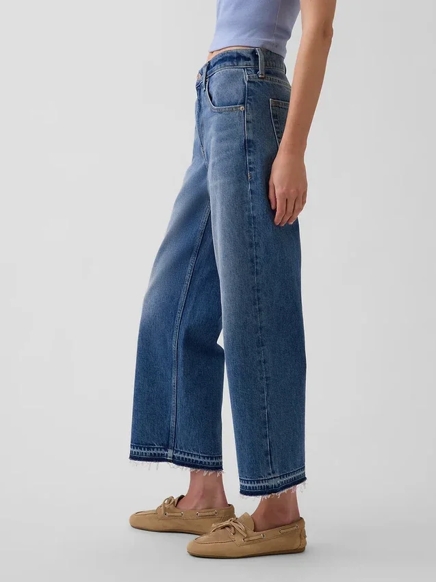 Low Slung Relaxed Crop Jeans