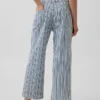 Low Slung Relaxed Crop Jeans