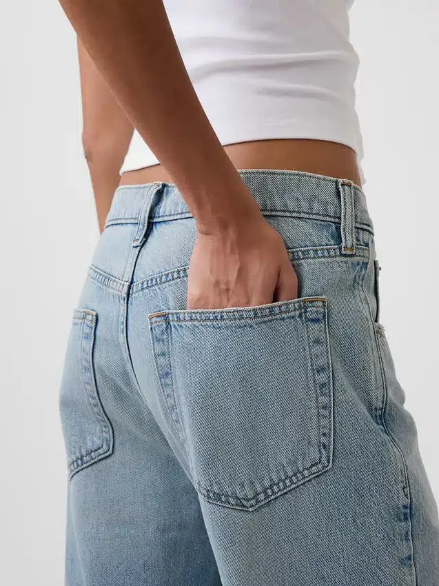 Low Slung Relaxed Crop Jeans