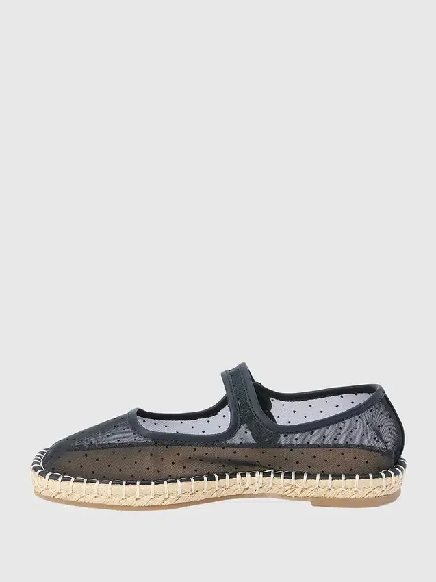 Meg Mary Jane Flat