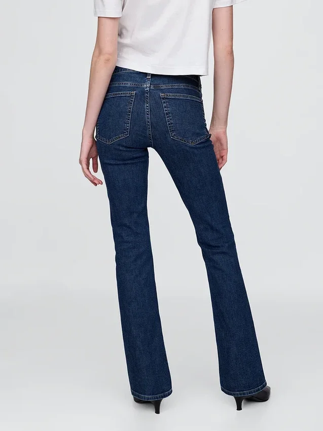 Mid Rise Baby Boot Jeans
