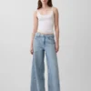 Mid Rise Belted Baggy Jeans