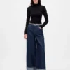 Mid Rise Metallic Cuffed Baggy Jeans