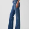 Mid Rise Relaxed Boot Jeans